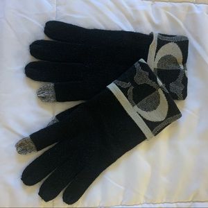 Coach gloves